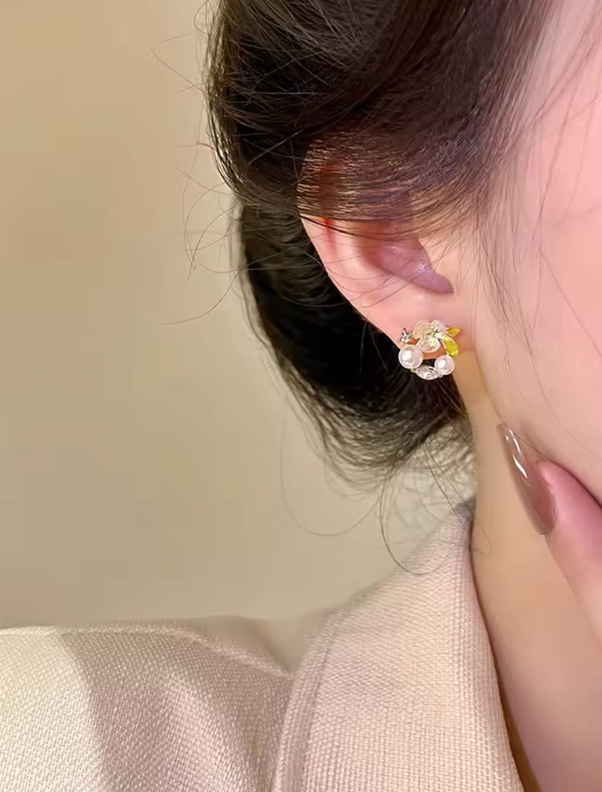 AWT-118 Korean Leaf Sparkling Pearl Earrings – | Elegant Leaf Design With Premium Pearls, Perfect for Daily Wear, Parties & Special Occasions