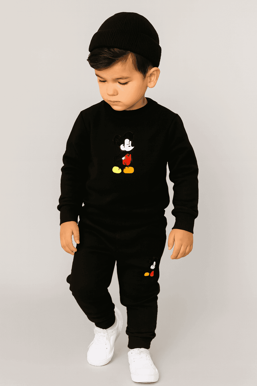 Black Mickey Mouse Printed Kids Tracksuit | Winter Fleece Sweatshirt & Trouser Set for Boys & Girls – Warm & Stylish Outfit FOR BABY AND KIDS