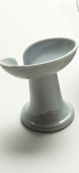 Ceramic Soap Holder with Drain – Elevated Design Bathroom Sink Dish for Bar Soaps